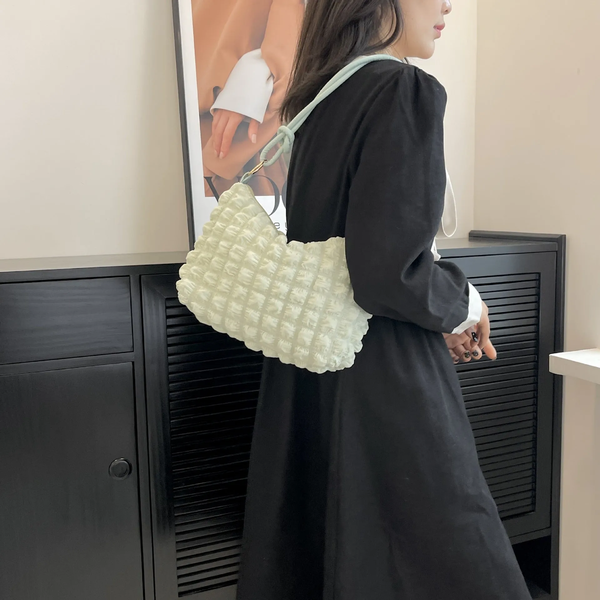 Women's Trendy Bubble Textured Underarm Minority Crossbody Bags
