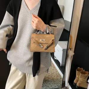 Women's Winter Simple Fashion Twist Korean Style Shoulder Bags