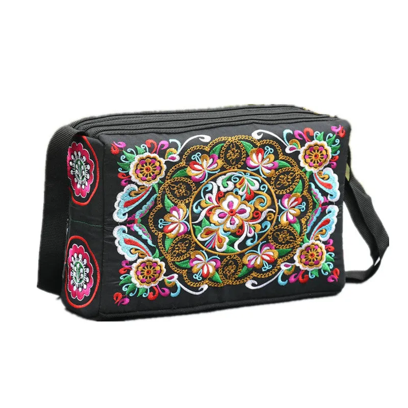 Women's Yunnan National Style Embroidered Ethnic Crossbody Bags