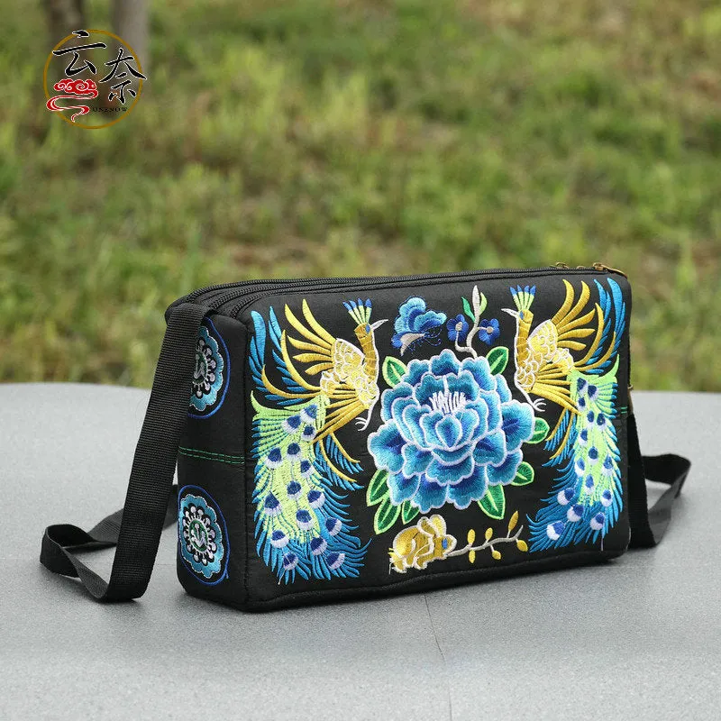 Women's Yunnan National Style Embroidered Ethnic Crossbody Bags